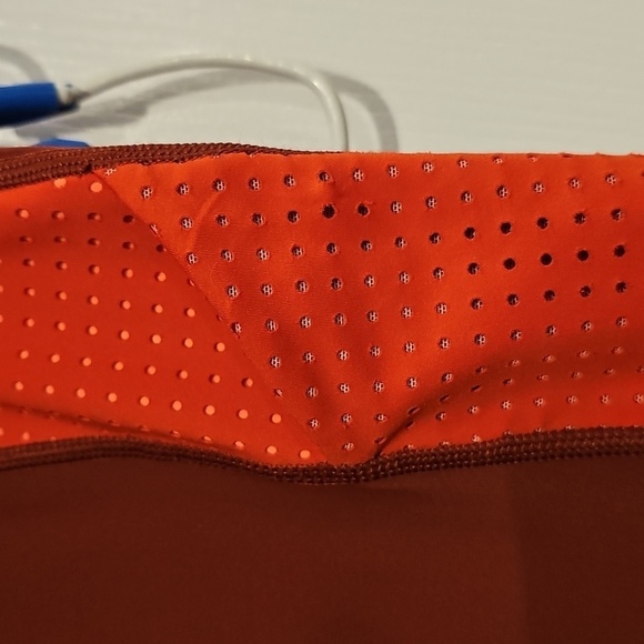 Athleta Ultimate Stash Pocket Colorblock Laser Cut 7/8 Tight Sz XXS EUC - Picture 10 of 15